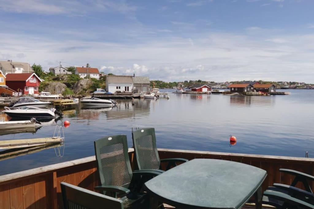 Ferie Pa Bryggekanten I Kristiansand, Flekkeroy Экстерьер фото